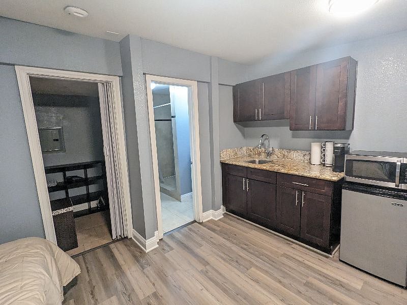 Furnished Finder property 1006689_1 photo 7