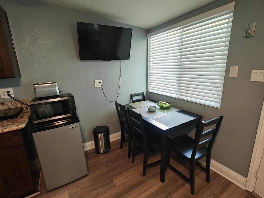 Furnished Finder property 1006689_1 photo 4