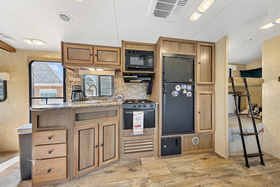 Furnished Finder property 1006698_1 photo 7