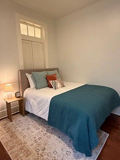 Queen bed