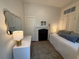 2nd bedroom - daybed with pull out trundle bed below