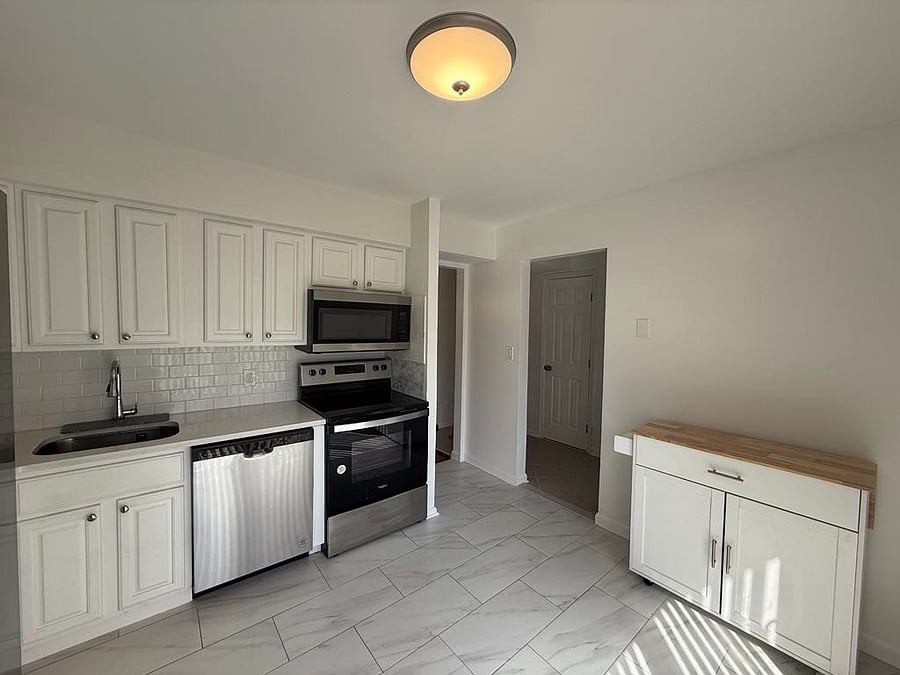 Furnished Finder property 1006721_1 photo 12
