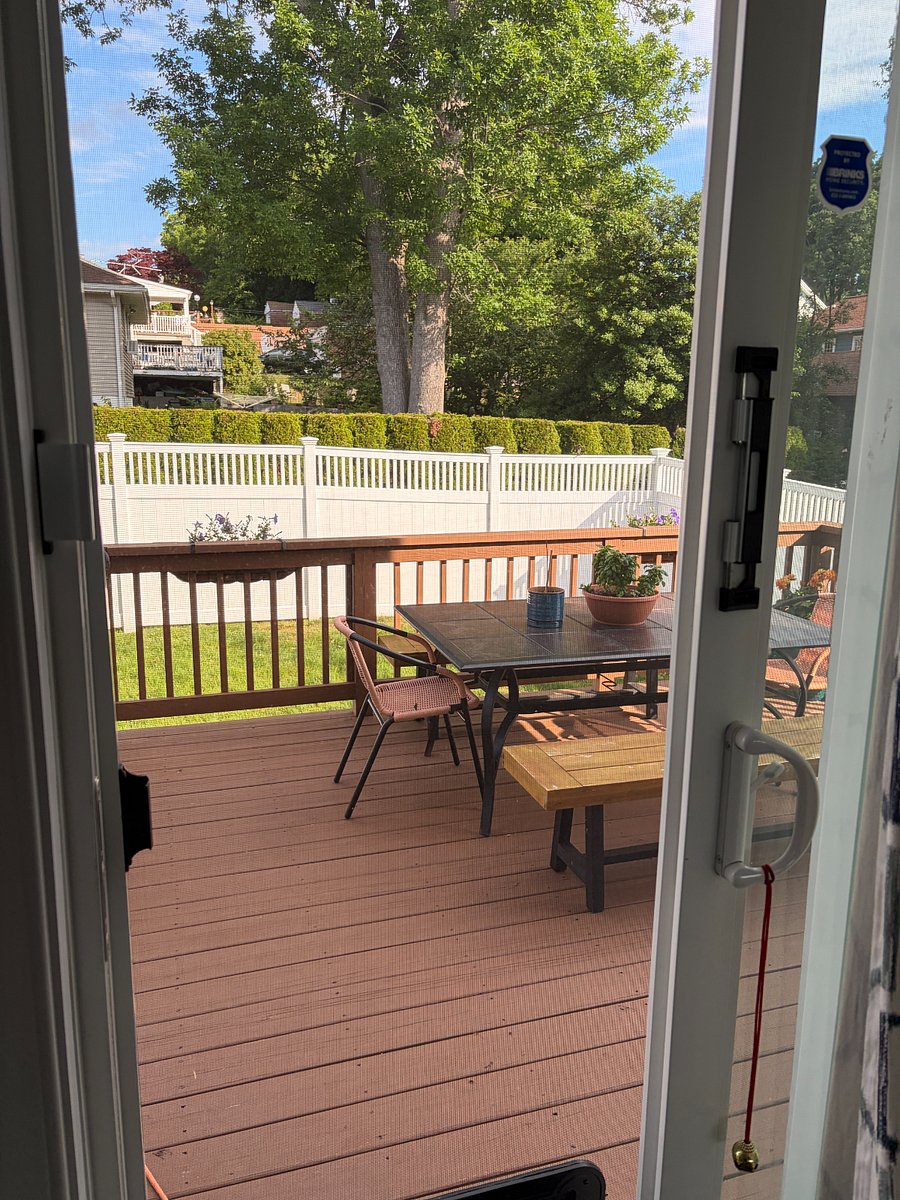 Back deck access for fresh air, morning coffee, or a quiet moment outside. and loads of bird friends.