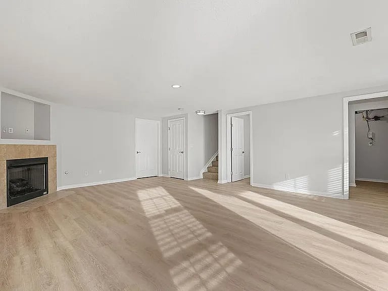 Furnished Finder property 1006738_1 photo 11
