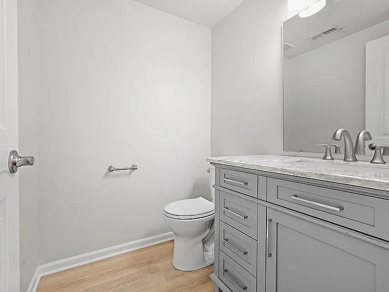 Furnished Finder property 1006738_1 photo 40