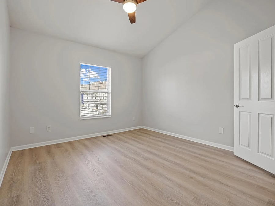 Furnished Finder property 1006738_1 photo 35