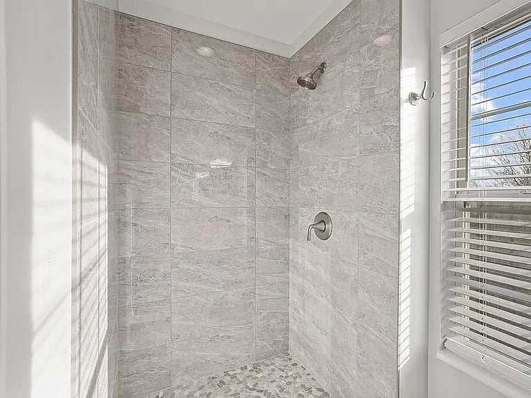 Furnished Finder property 1006738_1 photo 33