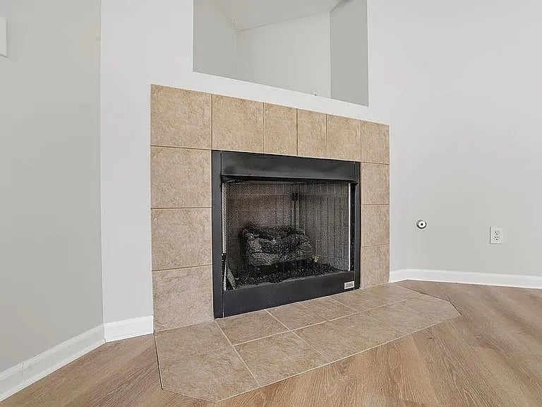 Furnished Finder property 1006738_1 photo 16