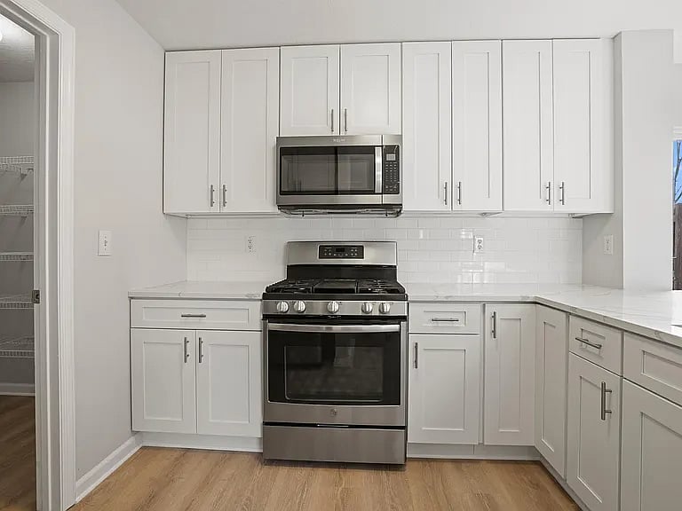 Furnished Finder property 1006738_1 photo 18