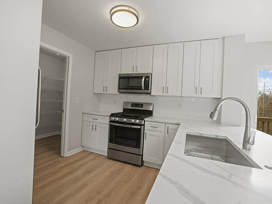 Furnished Finder property 1006738_1 photo 19