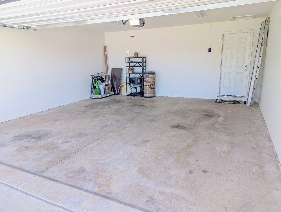 2-Car Garage