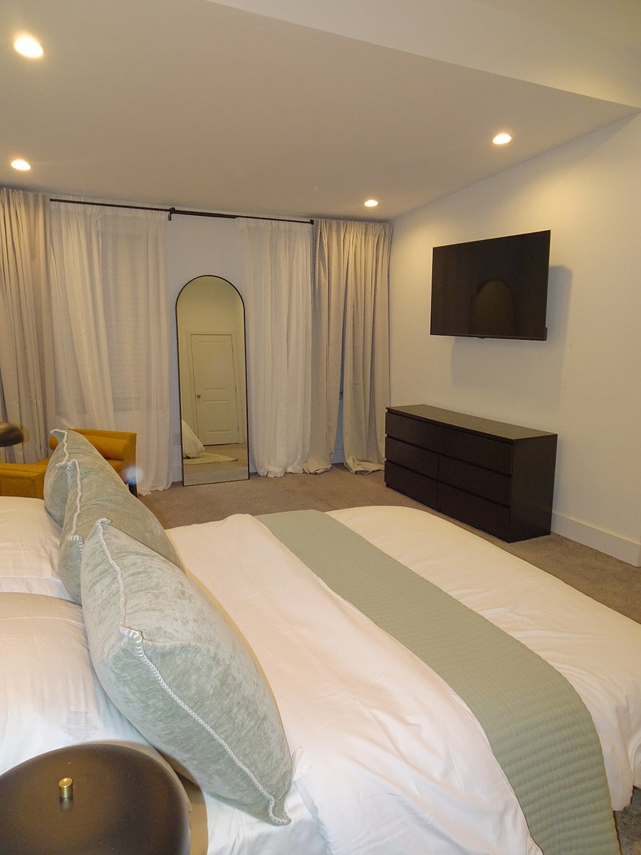 Furnished Finder property 1006755_1 photo 13