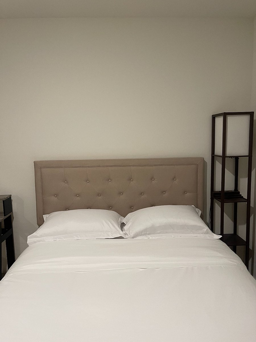 Bedroom 2 with queen bed