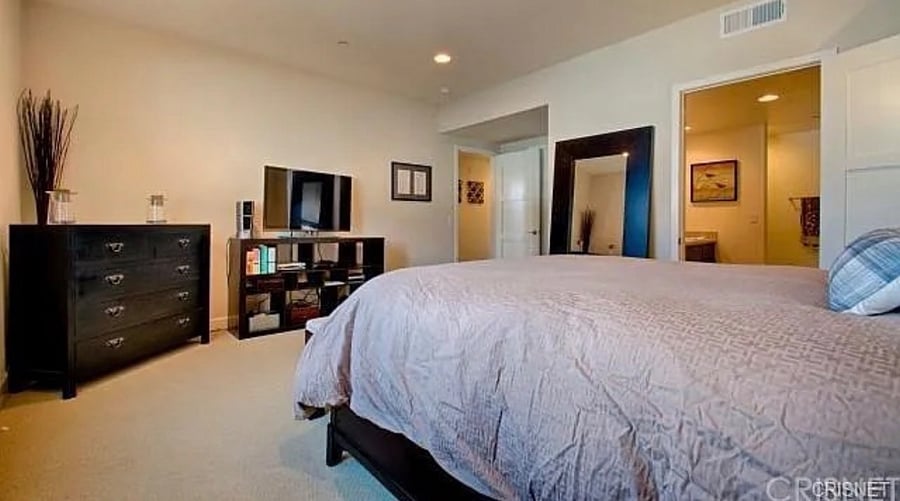 Furnished Finder property 1006849_1 photo 7