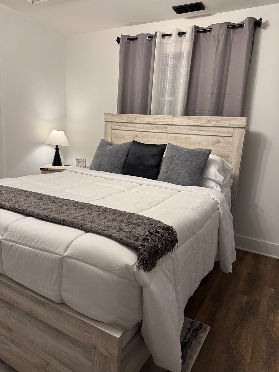 Furnished Finder property 1006850_1 photo 11