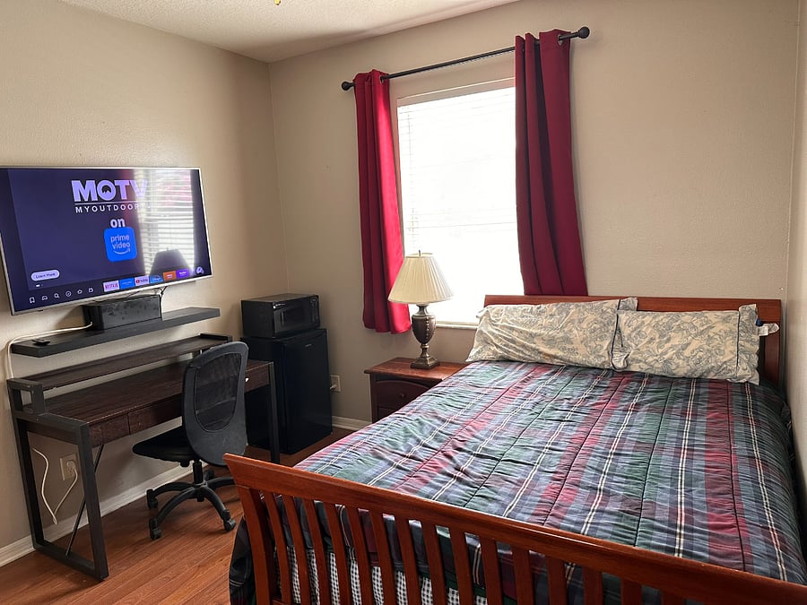 Furnished Finder property 1006879_1 photo 5