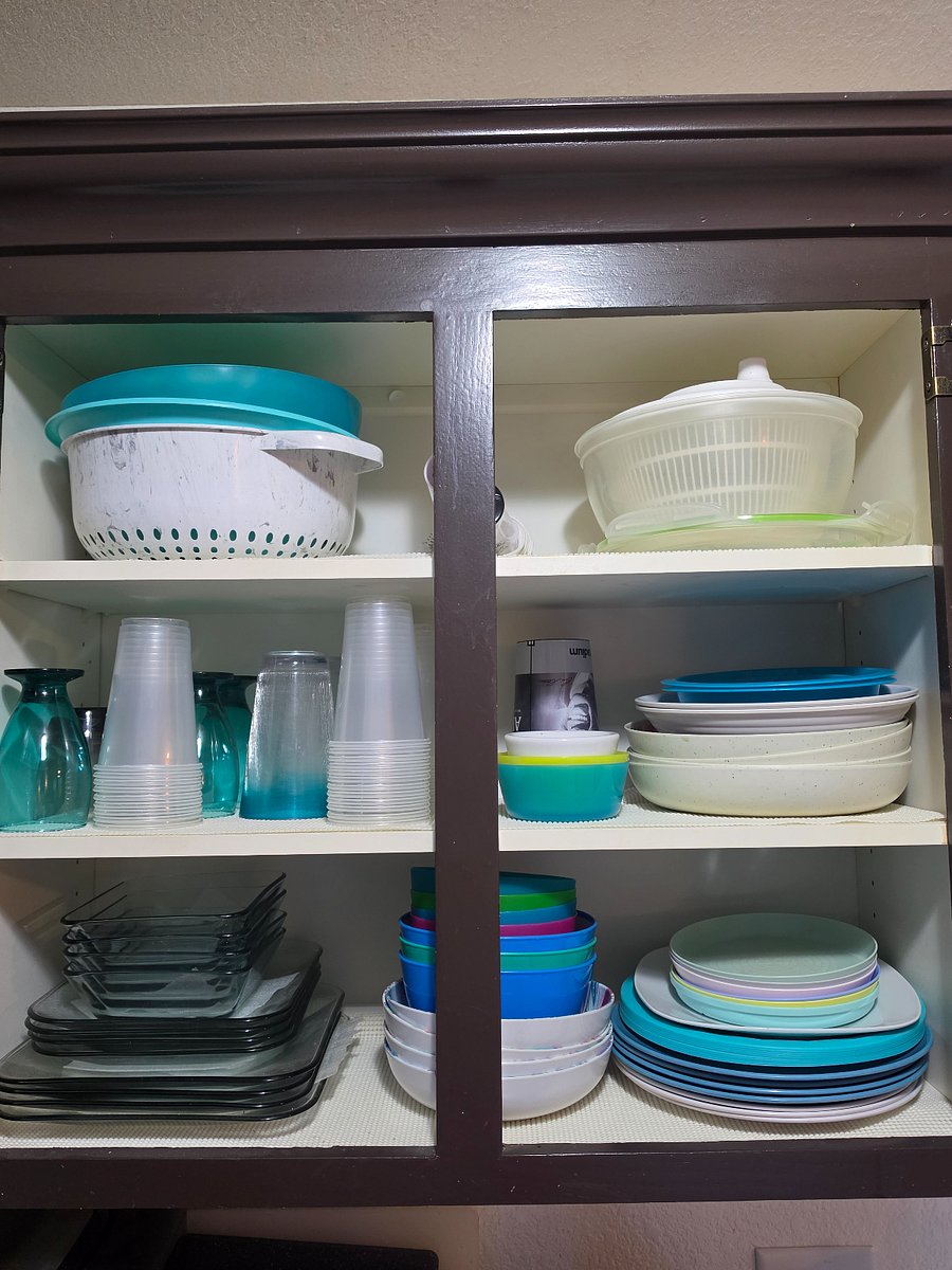Some kitchen supplies, also cutlery, pots, pans, bowls, air fryer, bread maker, Ninja professional blender and baking supplies