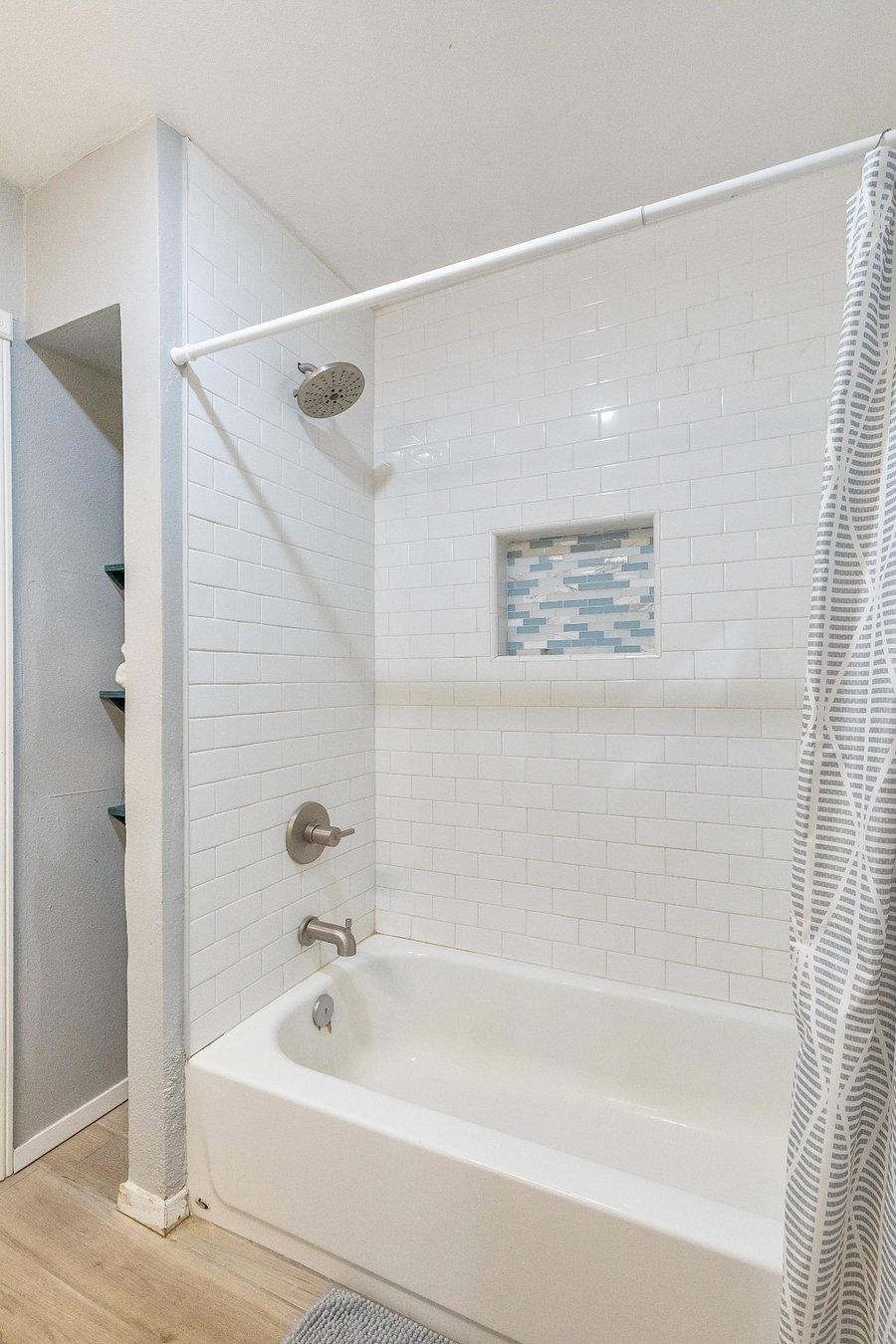 Furnished Finder property 1007012_1 photo 15