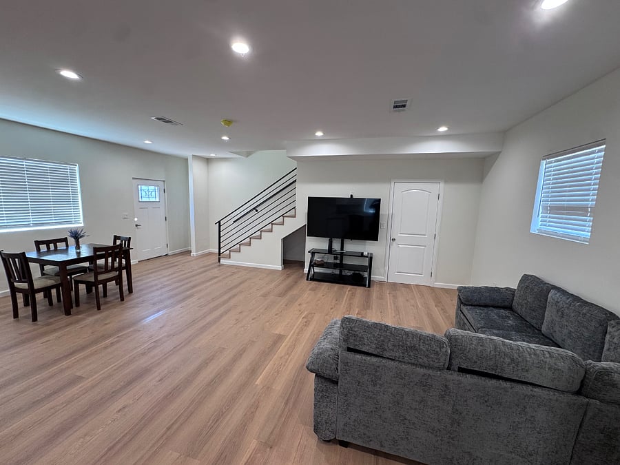 Furnished Finder property 1007017_1 photo 5