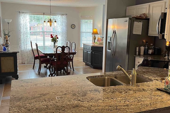 Furnished Finder property 1007025_1 photo 9