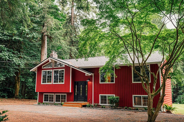 Front of house from parking spaces.