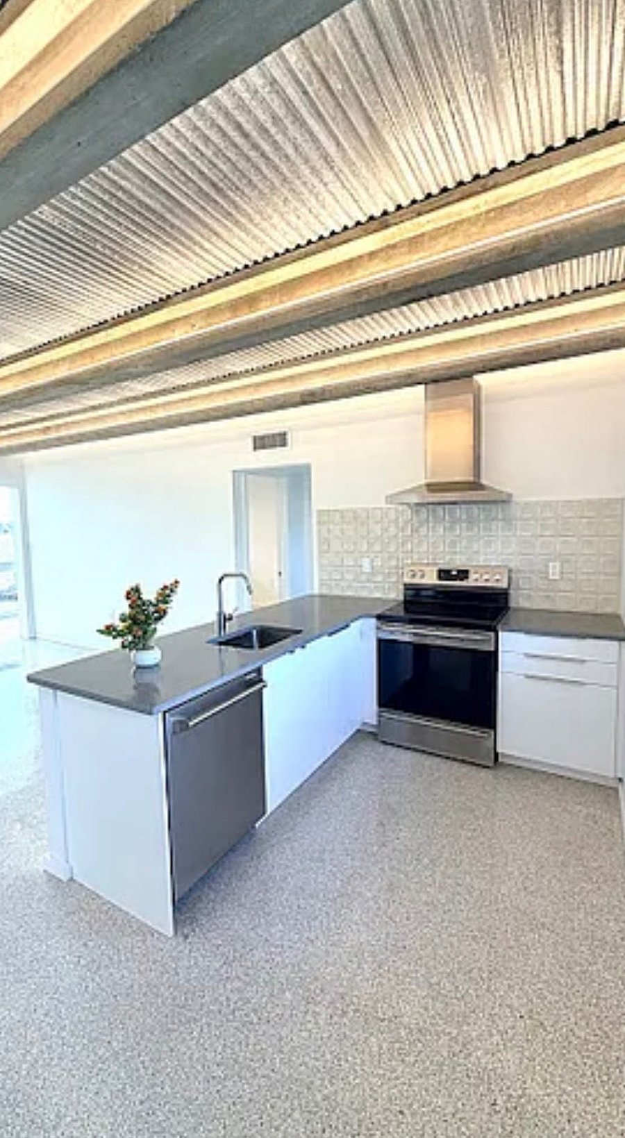 Furnished Finder property 1007041_1 photo 7