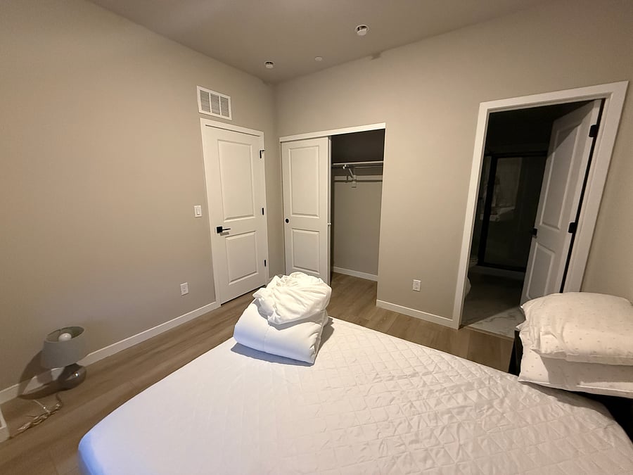 Furnished Finder property 1007055_1 photo 3