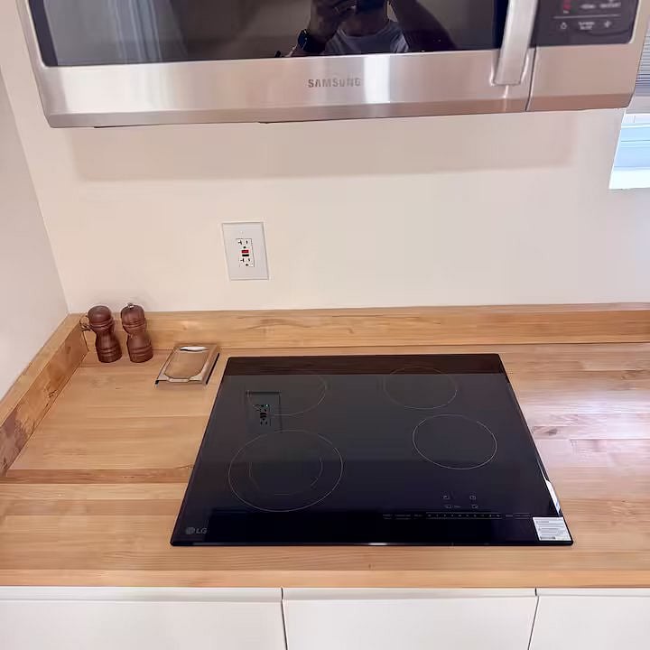 Basement Kitchen
Glass Stovetop