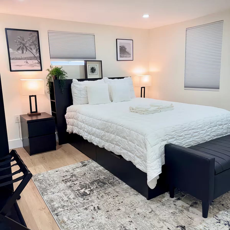 Basement Bedroom #1
Queen-sized bed