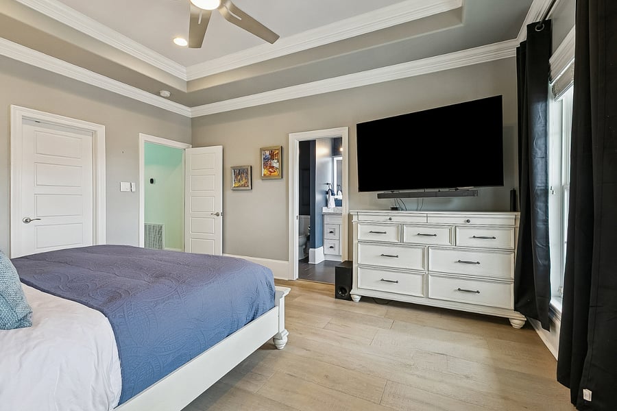 Master king suite