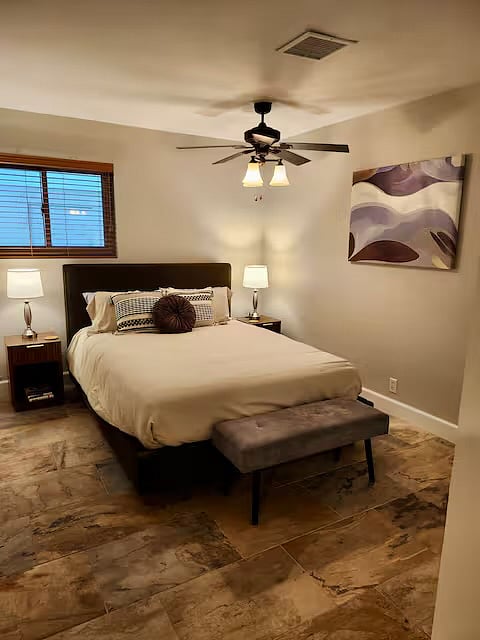 2nd bedroom