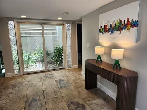 Entry way