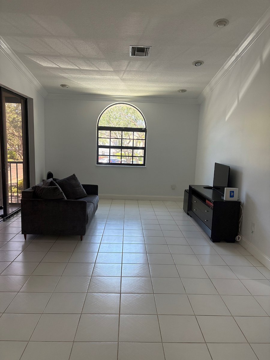 Furnished Finder property 1007142_1 photo 3