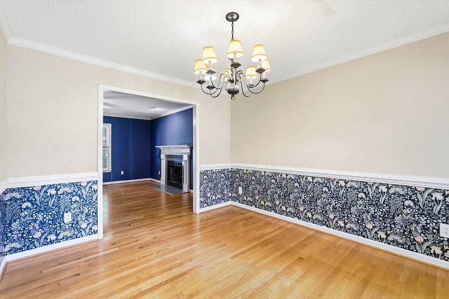 Formal Dining Room 