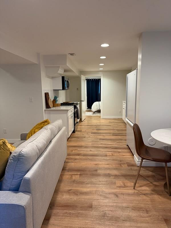 Furnished Finder property 1007166_1 photo 4