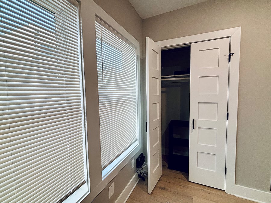 Office / secondary bedroom closet