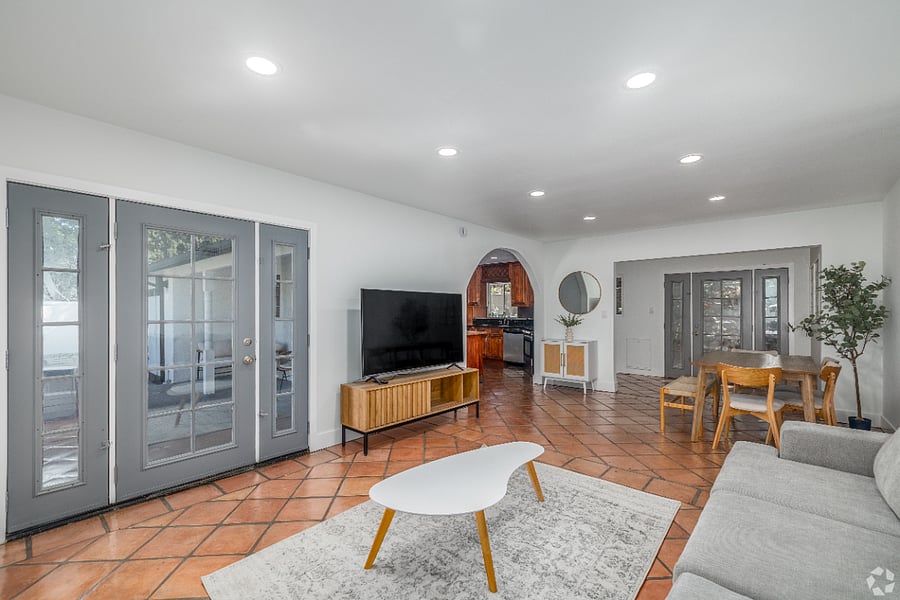Furnished Finder property 1007236_1 photo 5