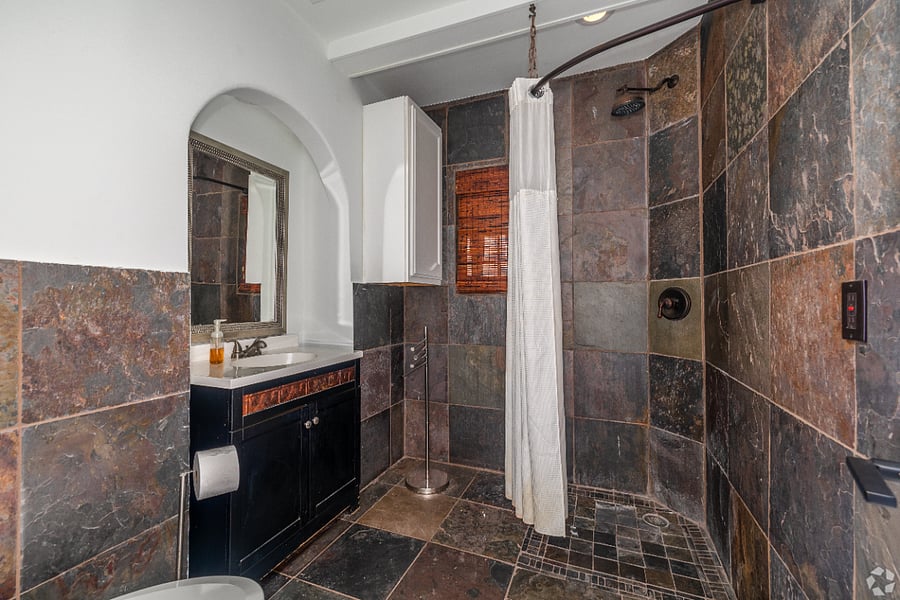 Furnished Finder property 1007236_1 photo 20