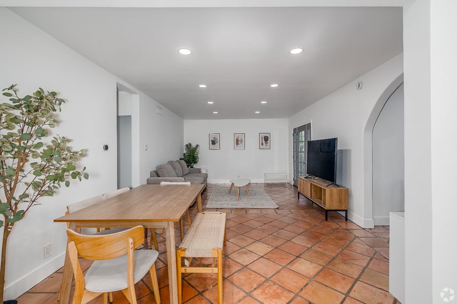 Furnished Finder property 1007236_1 photo 6