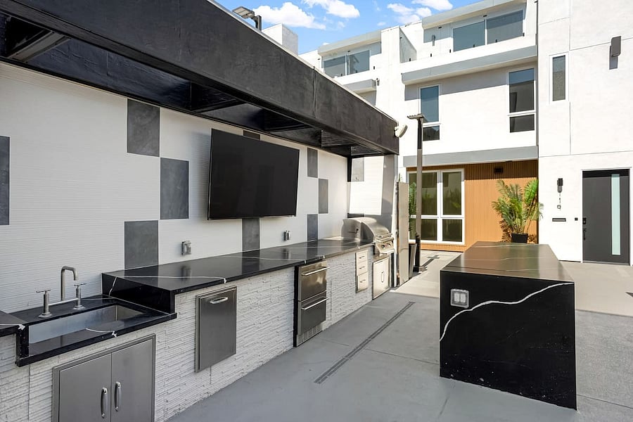 Furnished Finder property 1007256_1 photo 29