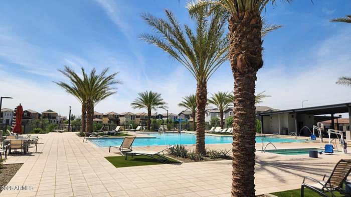 Furnished Finder property 1007277_1 photo 4