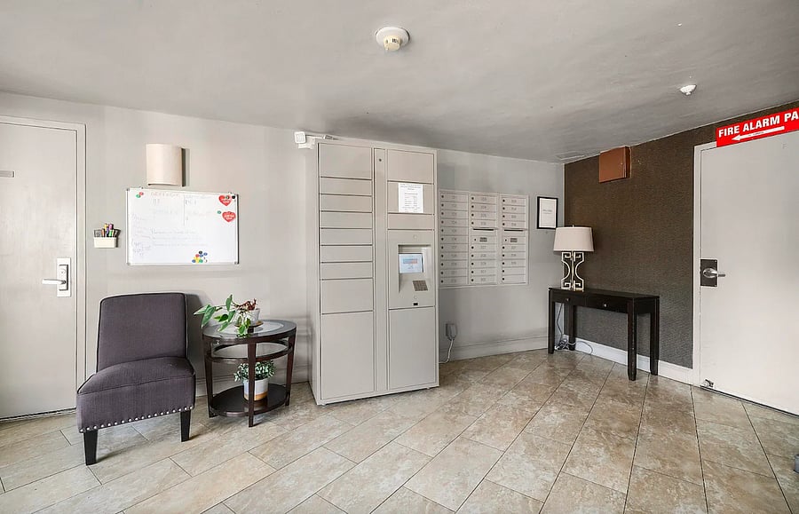 Furnished Finder property 1007287_1 photo 12