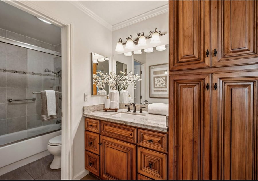 Bathroom Vanity