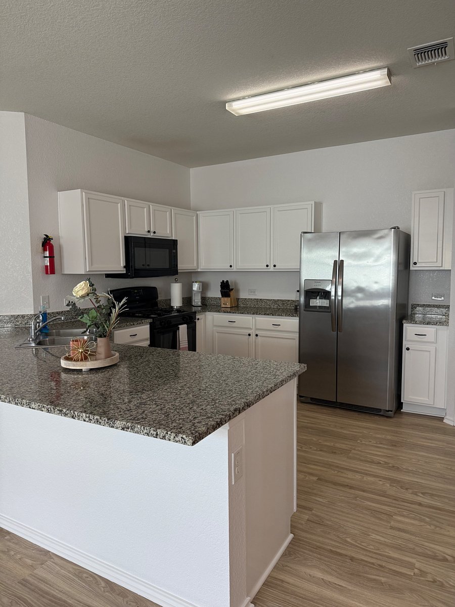 Furnished Finder property 1007313_1 photo 14