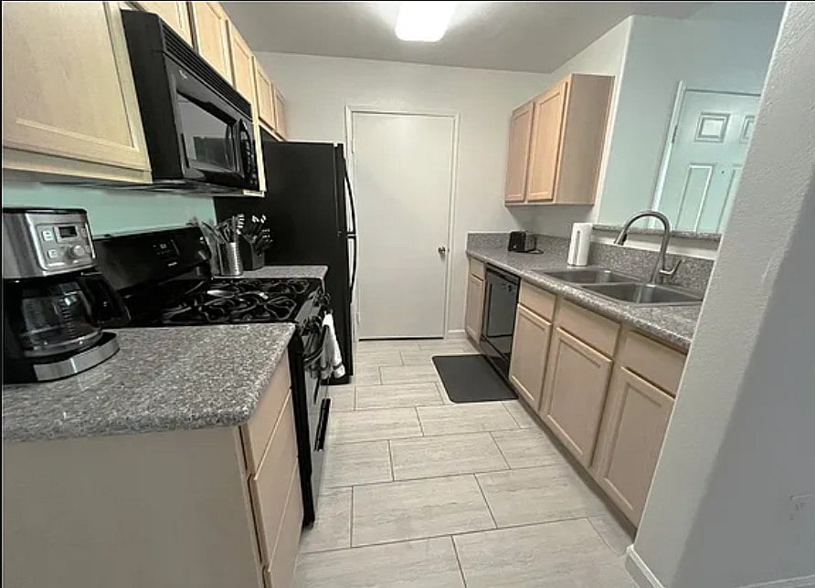 Furnished Finder property 1007315_1 photo 11
