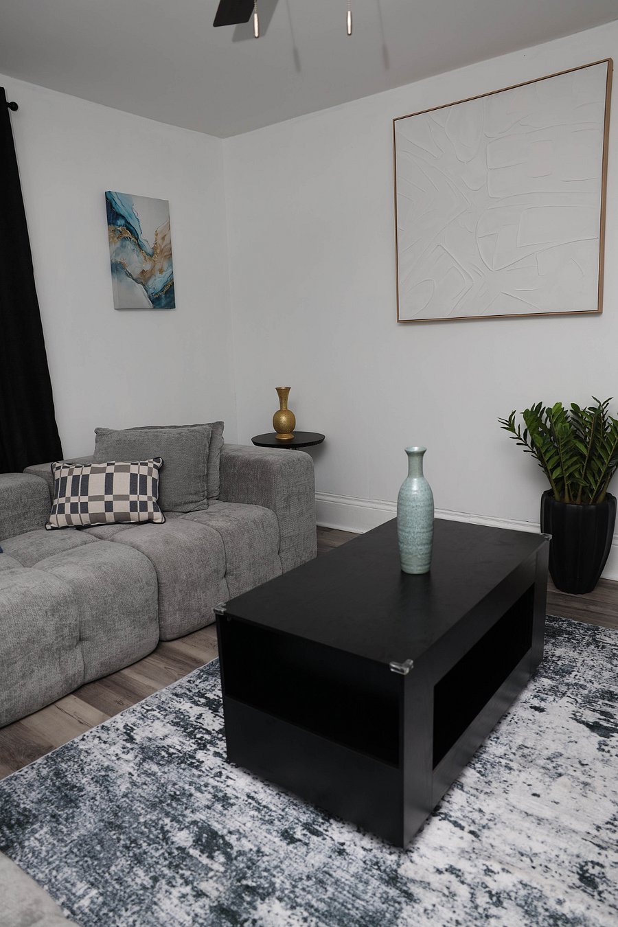 Furnished Finder property 1007327_1 photo 2