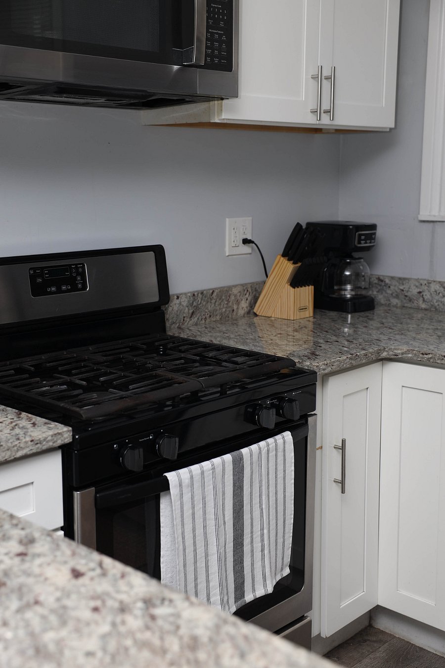 Furnished Finder property 1007327_1 photo 14