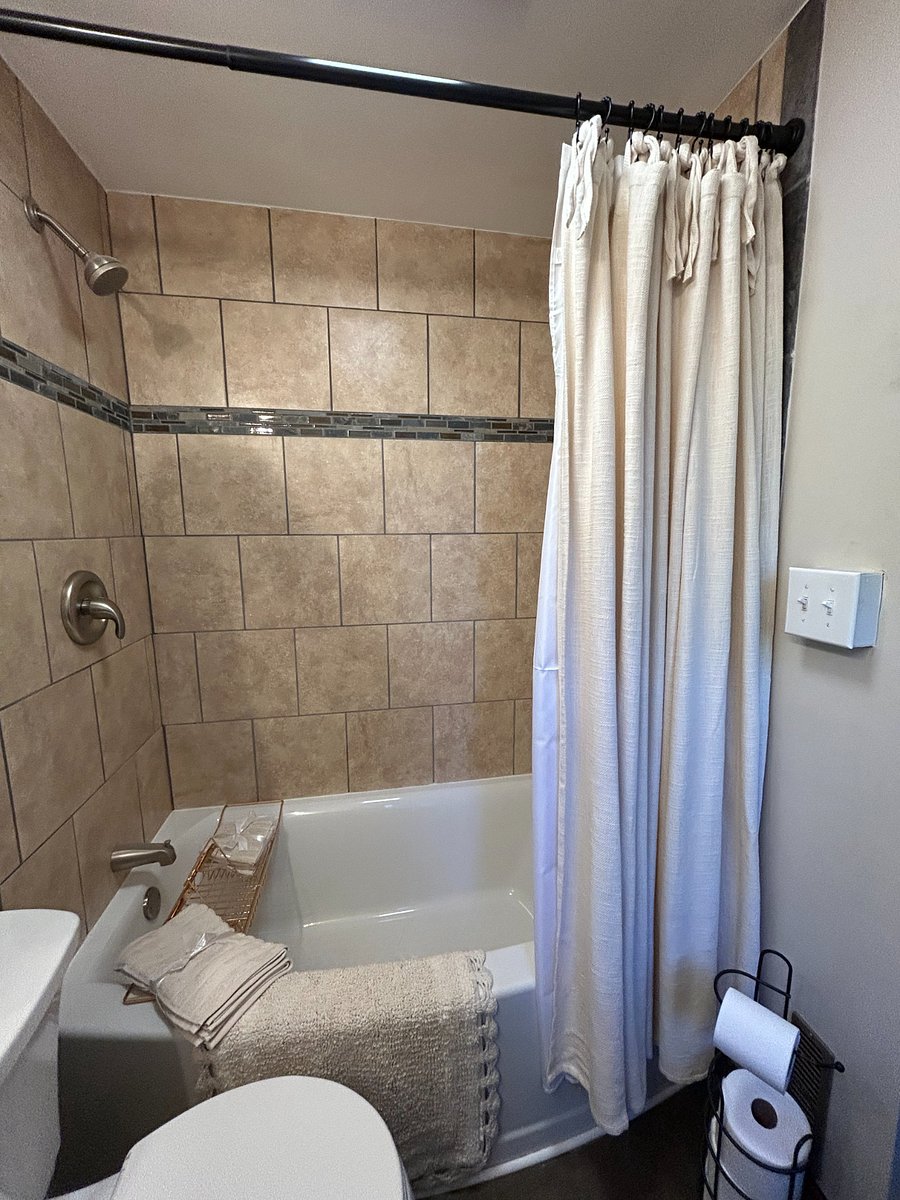 Furnished Finder property 1007332_1 photo 16
