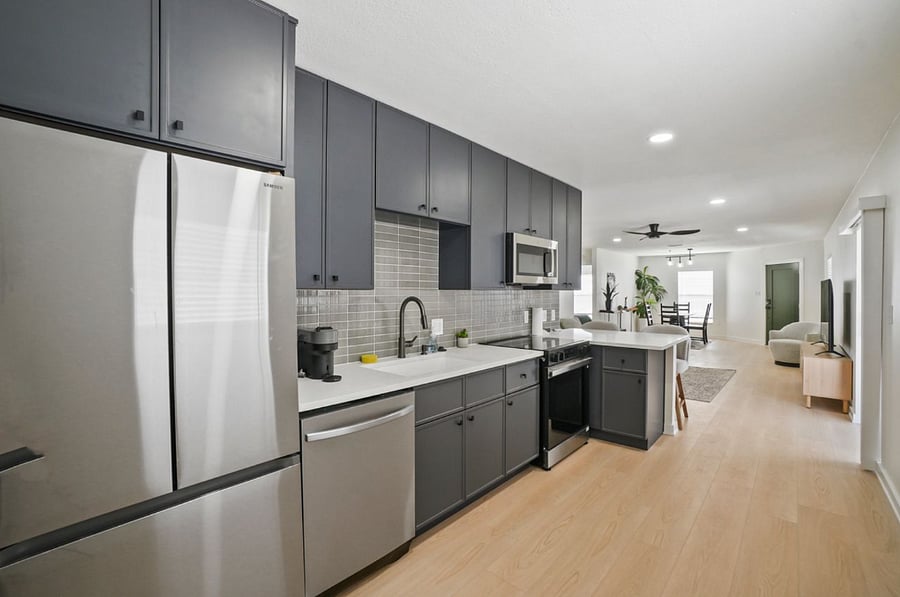 Furnished Finder property 1007338_1 photo 3