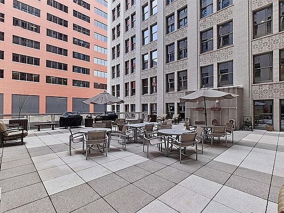 5th Floor Patio 